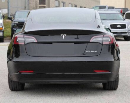 Тесла Модель 3 2020 у Києві на Automoto.ua Чорний Тесла Модель 3, об'ємом двигуна 0 л та пробігом 36 тис. км за 11700 $, фото 5 на Automoto.ua