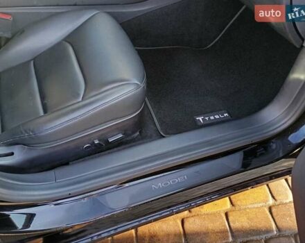 Чорний Тесла Модель 3, об'ємом двигуна 0 л та пробігом 189 тис. км за 14200 $, фото 15 на Automoto.ua