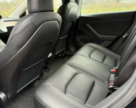 Чорний Тесла Модель 3, об'ємом двигуна 0 л та пробігом 95 тис. км за 10700 $, фото 12 на Automoto.ua