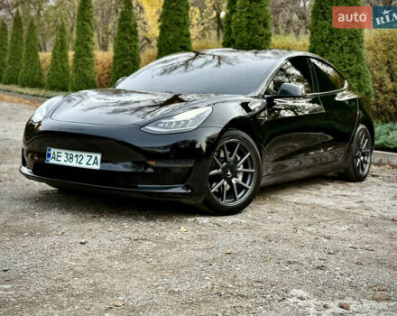 Чорний Тесла Модель 3, об'ємом двигуна 0 л та пробігом 100 тис. км за 15500 $, фото 20 на Automoto.ua
