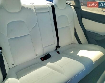 Чорний Тесла Модель 3, об'ємом двигуна 0 л та пробігом 92 тис. км за 4000 $, фото 10 на Automoto.ua