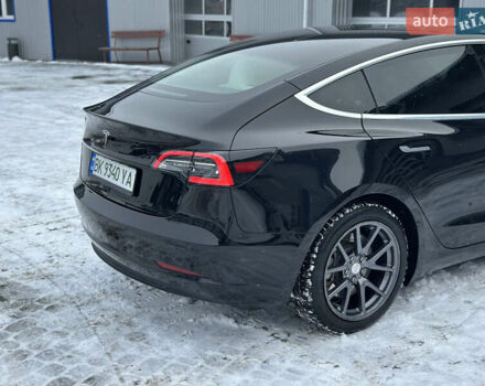 Черный Тесла Модель 3, объемом двигателя 0 л и пробегом 122 тыс. км за 14300 $, фото 10 на Automoto.ua