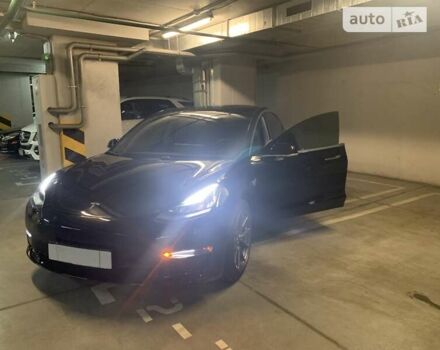 Черный Тесла Модель 3, объемом двигателя 0 л и пробегом 34 тыс. км за 28500 $, фото 46 на Automoto.ua
