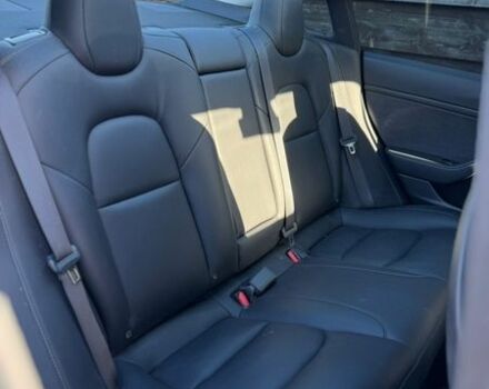 Чорний Тесла Модель 3, об'ємом двигуна 0 л та пробігом 34 тис. км за 17000 $, фото 16 на Automoto.ua