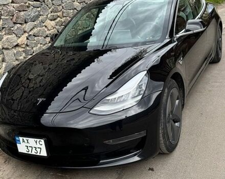 Чорний Тесла Модель 3, об'ємом двигуна 0 л та пробігом 55 тис. км за 18500 $, фото 1 на Automoto.ua