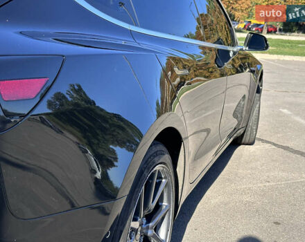 Черный Тесла Модель 3, объемом двигателя 0 л и пробегом 62 тыс. км за 19900 $, фото 23 на Automoto.ua