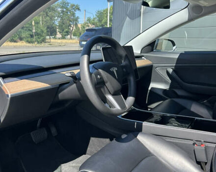 Черный Тесла Модель 3, объемом двигателя 0 л и пробегом 77 тыс. км за 15500 $, фото 6 на Automoto.ua