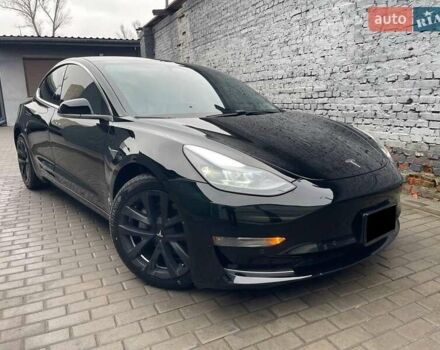 Чорний Тесла Модель 3, об'ємом двигуна 0 л та пробігом 30 тис. км за 24900 $, фото 4 на Automoto.ua