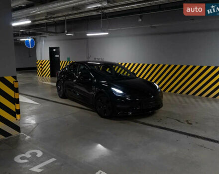Тесла Модель 3 2020 у Одесі на Automoto.ua Чорний Тесла Модель 3, об'ємом двигуна 0 л та пробігом 134 тис. км за 13000 $, фото 1 на Automoto.ua