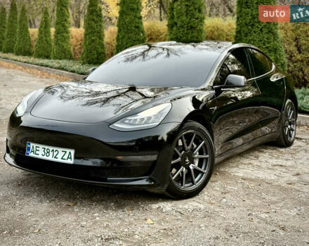 Чорний Тесла Модель 3, об'ємом двигуна 0 л та пробігом 100 тис. км за 15500 $, фото 17 на Automoto.ua