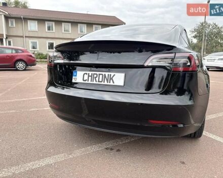 Тесла Модель 3 2020 у Києві на Automoto.ua Чорний Тесла Модель 3, об'ємом двигуна 0 л та пробігом 158 тис. км за 19599 $, фото 4 на Automoto.ua