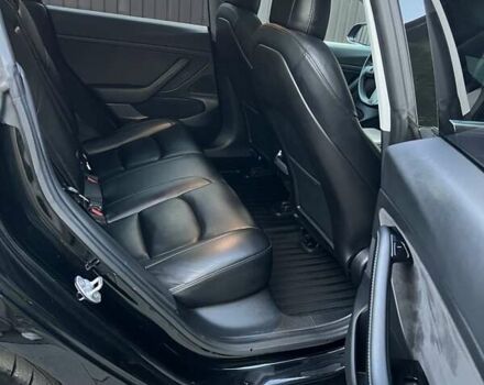 Тесла Модель 3 2020 у Києві на Automoto.ua Чорний Тесла Модель 3, об'ємом двигуна 0 л та пробігом 130 тис. км за 22000 $, фото 3 на Automoto.ua