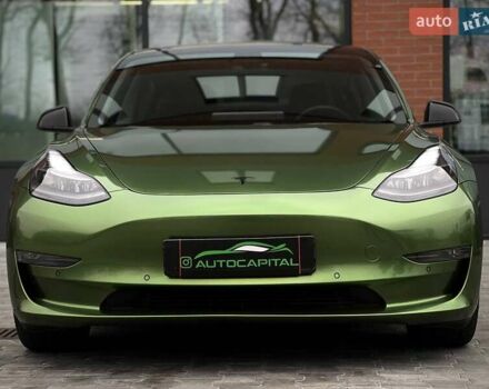 Тесла Модель 3 2021 у Києві на Automoto.ua Чорний Тесла Модель 3, об'ємом двигуна 0 л та пробігом 40 тис. км за 22990 $, фото 2 на Automoto.ua