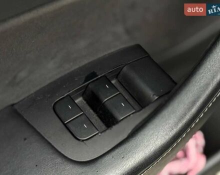 Тесла Модель 3 2021 у Києві на Automoto.ua Чорний Тесла Модель 3, об'ємом двигуна 0 л та пробігом 159 тис. км за 17800 $, фото 10 на Automoto.ua