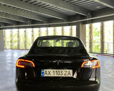 Черный Тесла Модель 3, объемом двигателя 0 л и пробегом 43 тыс. км за 27500 $, фото 5 на Automoto.ua