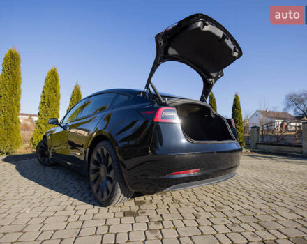Черный Тесла Модель 3, объемом двигателя 0 л и пробегом 37 тыс. км за 25300 $, фото 23 на Automoto.ua