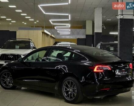 Чорний Тесла Модель 3, об'ємом двигуна 0 л та пробігом 40 тис. км за 21999 $, фото 6 на Automoto.ua