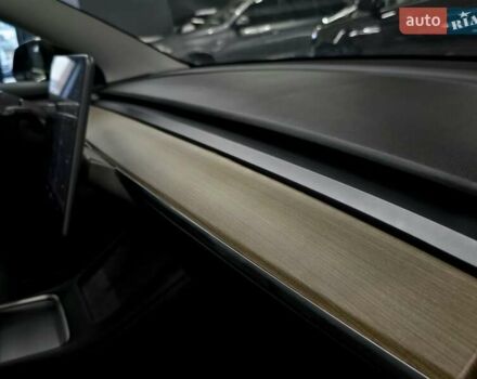 Чорний Тесла Модель 3, об'ємом двигуна 0 л та пробігом 40 тис. км за 21999 $, фото 22 на Automoto.ua