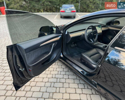 Черный Тесла Модель 3, объемом двигателя 0 л и пробегом 50 тыс. км за 24400 $, фото 12 на Automoto.ua