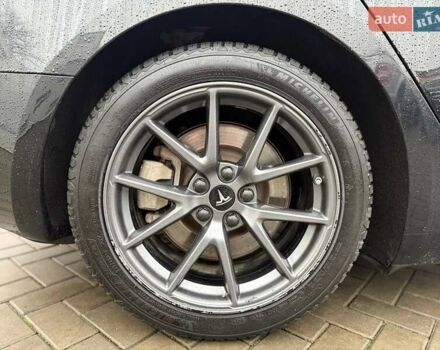 Чорний Тесла Модель 3, об'ємом двигуна 0 л та пробігом 321 тис. км за 14500 $, фото 8 на Automoto.ua