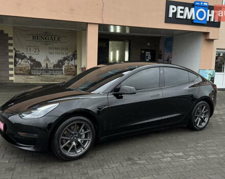 Черный Тесла Модель 3, объемом двигателя 0 л и пробегом 247 тыс. км за 13700 $, фото 2 на Automoto.ua