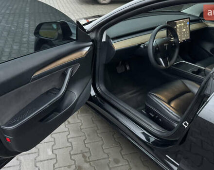 Черный Тесла Модель 3, объемом двигателя 0 л и пробегом 247 тыс. км за 13700 $, фото 16 на Automoto.ua