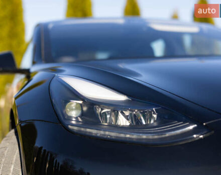 Черный Тесла Модель 3, объемом двигателя 0 л и пробегом 37 тыс. км за 25300 $, фото 2 на Automoto.ua