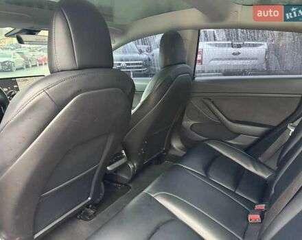 Чорний Тесла Модель 3, об'ємом двигуна 0 л та пробігом 321 тис. км за 14500 $, фото 14 на Automoto.ua