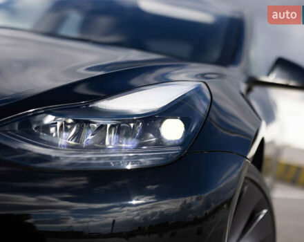 Тесла Модель 3 2021 в Львове на Automoto.ua Черный Тесла Модель 3, объемом двигателя 0 л и пробегом 35 тыс. км за 25499 $, фото 6 на Automoto.ua