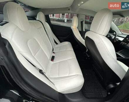 Чорний Тесла Модель 3, об'ємом двигуна 0 л та пробігом 120 тис. км за 19500 $, фото 20 на Automoto.ua