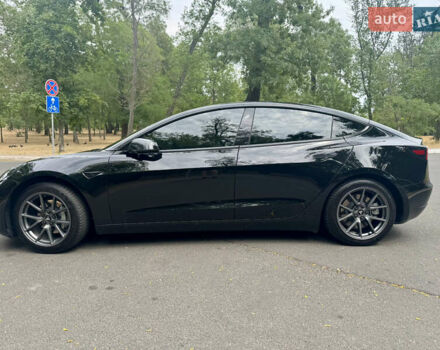 Чорний Тесла Модель 3, об'ємом двигуна 0 л та пробігом 82 тис. км за 19999 $, фото 6 на Automoto.ua