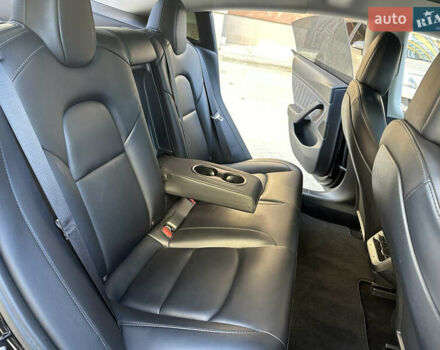 Черный Тесла Модель 3, объемом двигателя 0 л и пробегом 140 тыс. км за 22500 $, фото 20 на Automoto.ua