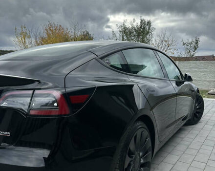 Чорний Тесла Модель 3, об'ємом двигуна 0 л та пробігом 98 тис. км за 21800 $, фото 6 на Automoto.ua