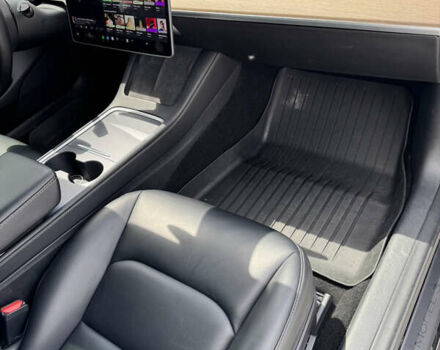 Черный Тесла Модель 3, объемом двигателя 0 л и пробегом 55 тыс. км за 18000 $, фото 15 на Automoto.ua