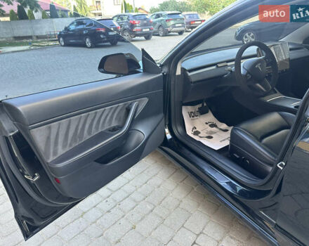 Черный Тесла Модель 3, объемом двигателя 0 л и пробегом 140 тыс. км за 22500 $, фото 8 на Automoto.ua