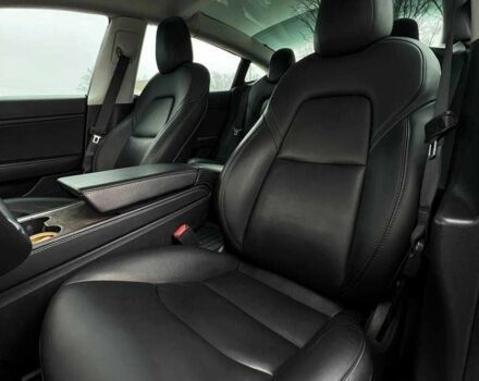 Черный Тесла Модель 3, объемом двигателя 0 л и пробегом 40 тыс. км за 22990 $, фото 13 на Automoto.ua