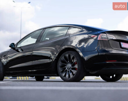 Тесла Модель 3 2021 в Львове на Automoto.ua Черный Тесла Модель 3, объемом двигателя 0 л и пробегом 35 тыс. км за 25499 $, фото 20 на Automoto.ua