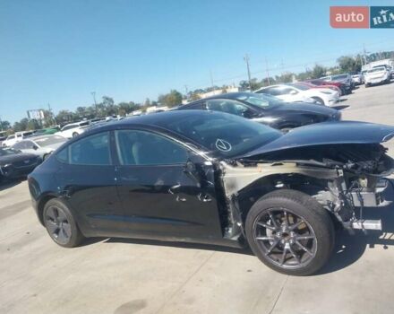 Чорний Тесла Модель 3, об'ємом двигуна 0 л та пробігом 48 тис. км за 12900 $, фото 2 на Automoto.ua