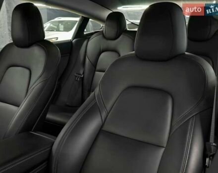 Чорний Тесла Модель 3, об'ємом двигуна 0 л та пробігом 40 тис. км за 21999 $, фото 11 на Automoto.ua