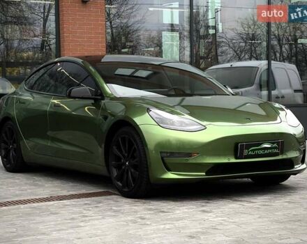 Тесла Модель 3 2021 у Києві на Automoto.ua Чорний Тесла Модель 3, об'ємом двигуна 0 л та пробігом 40 тис. км за 22990 $, фото 4 на Automoto.ua