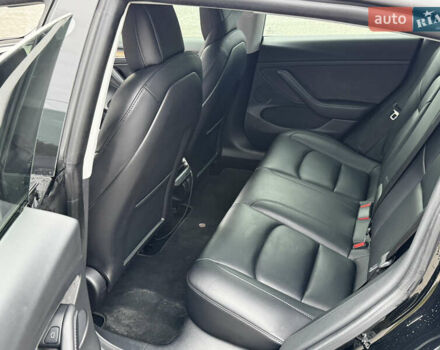 Черный Тесла Модель 3, объемом двигателя 0 л и пробегом 110 тыс. км за 21400 $, фото 15 на Automoto.ua
