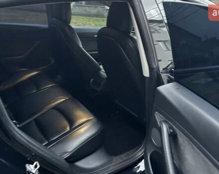 Черный Тесла Модель 3, объемом двигателя 0 л и пробегом 247 тыс. км за 13700 $, фото 29 на Automoto.ua