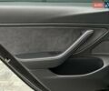 Тесла Модель 3 2021 у Києві на Automoto.ua Чорний Тесла Модель 3, об'ємом двигуна 0 л та пробігом 40 тис. км за 22990 $, фото 40 на Automoto.ua