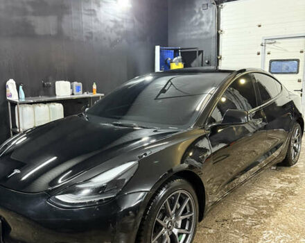 Черный Тесла Модель 3, объемом двигателя 0 л и пробегом 96 тыс. км за 22200 $, фото 3 на Automoto.ua
