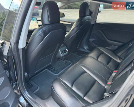 Черный Тесла Модель 3, объемом двигателя 0 л и пробегом 50 тыс. км за 24400 $, фото 16 на Automoto.ua