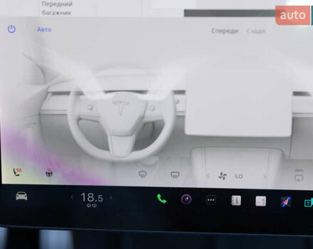 Черный Тесла Модель 3, объемом двигателя 0 л и пробегом 37 тыс. км за 25300 $, фото 31 на Automoto.ua