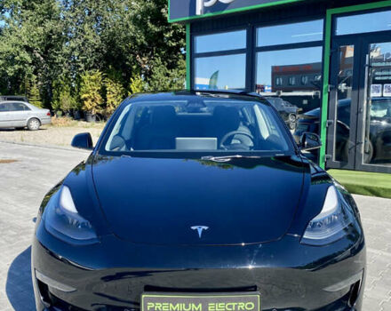 Черный Тесла Модель 3, объемом двигателя 0 л и пробегом 61 тыс. км за 26800 $, фото 1 на Automoto.ua