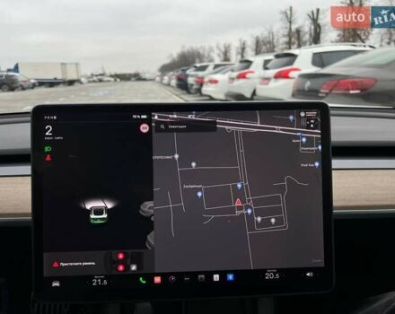 Тесла Модель 3 2021 у Києві на Automoto.ua Чорний Тесла Модель 3, об'ємом двигуна 0 л та пробігом 40 тис. км за 22990 $, фото 53 на Automoto.ua
