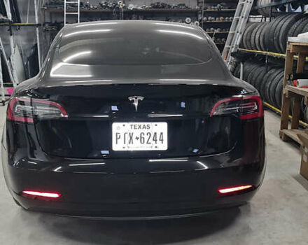 Черный Тесла Модель 3, объемом двигателя 0 л и пробегом 30 тыс. км за 16500 $, фото 4 на Automoto.ua