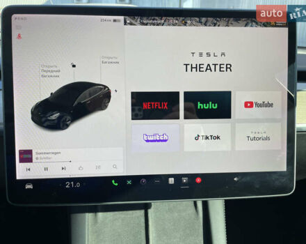Чорний Тесла Модель 3, об'ємом двигуна 0 л та пробігом 68 тис. км за 21200 $, фото 9 на Automoto.ua